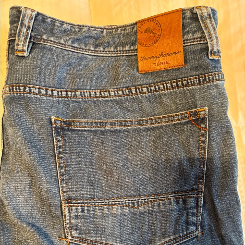 Men’s Tommy Bahama jeans